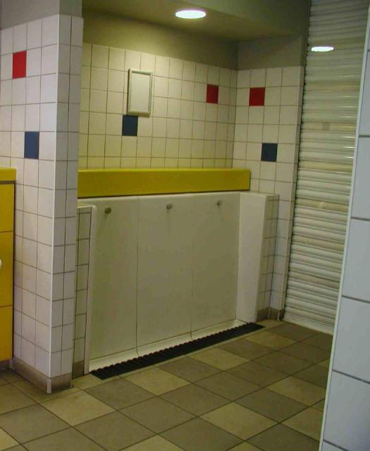 Legoland toilets cheap